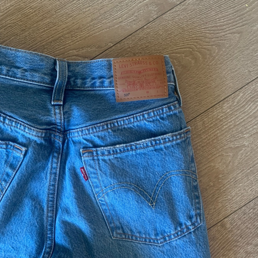 Levi’s 501 Original Distressed Jean